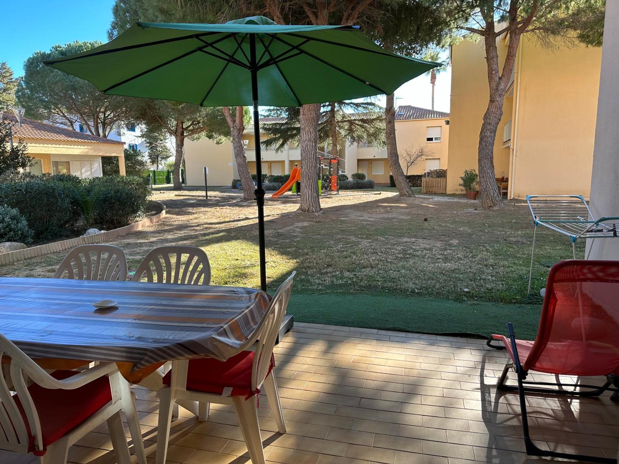 T2 Rdc A Canet En Roussillon Europa 4 Pers ,Piscine,Clim, Tennis, Parking Exterior photo