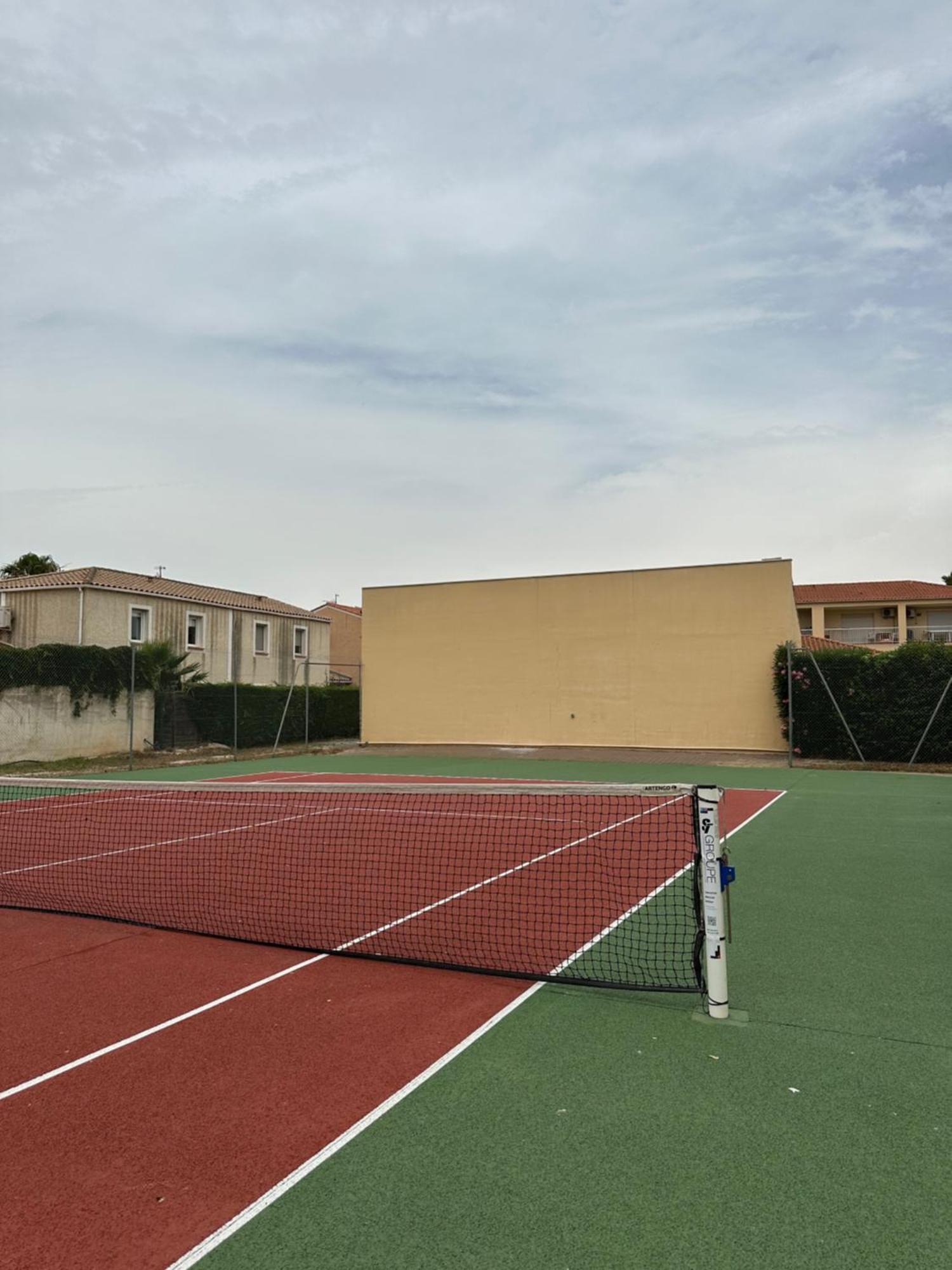 T2 Rdc A Canet En Roussillon Europa 4 Pers ,Piscine,Clim, Tennis, Parking Exterior photo